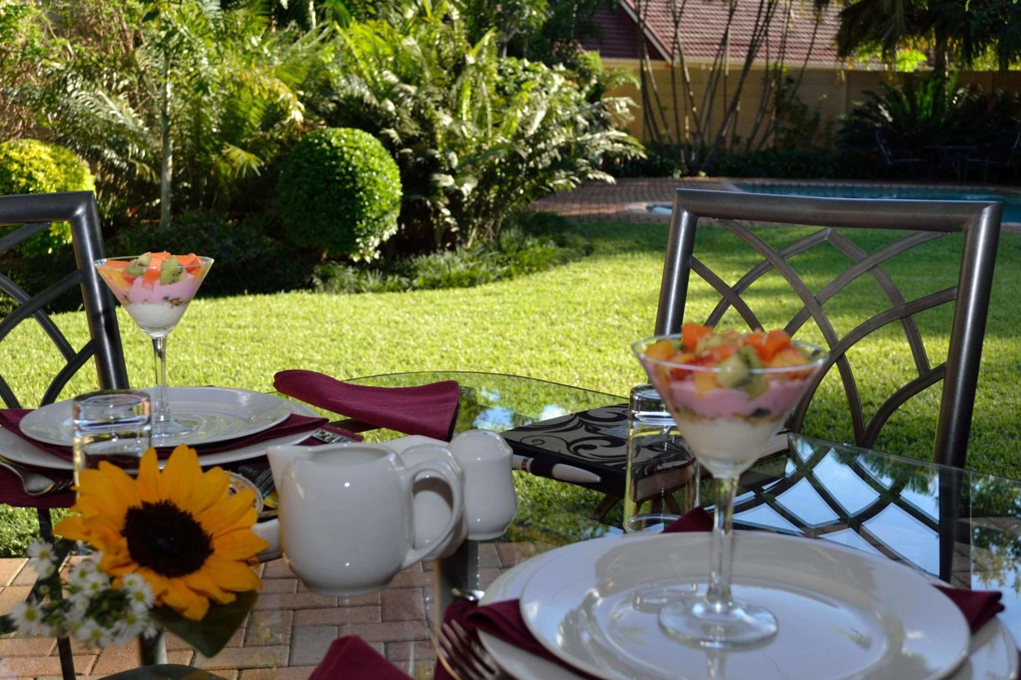 Cycas Guest House Malalane Exterior foto