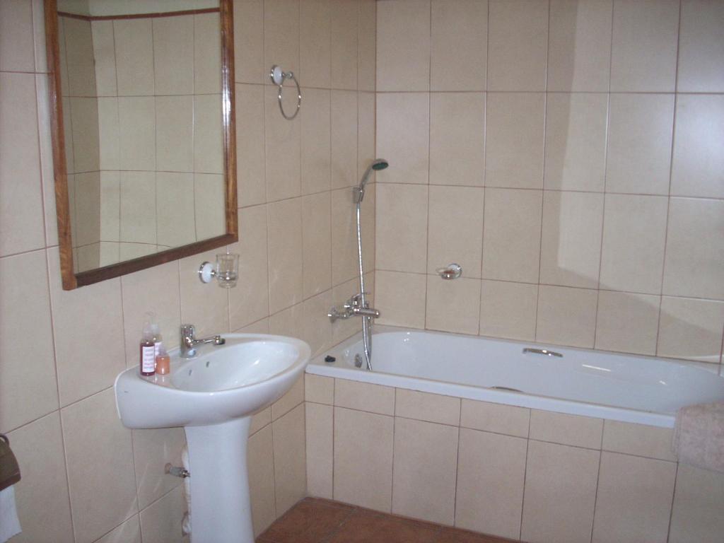 Cycas Guest House Malalane Habitación foto